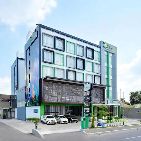 Dk Belstar Hotel Belitung Танджунґпандан Екстер'єр фото